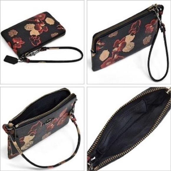 SALE!! NWT Coach beautiful floral wristlet!! - Picture 3 of 3